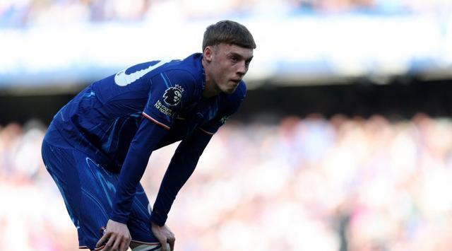 一些机会, 多位足球部, 持阿莫林 一些机会, 多位足球部, 持阿莫林