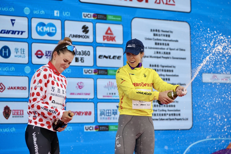 包括该赛事 包括该赛事