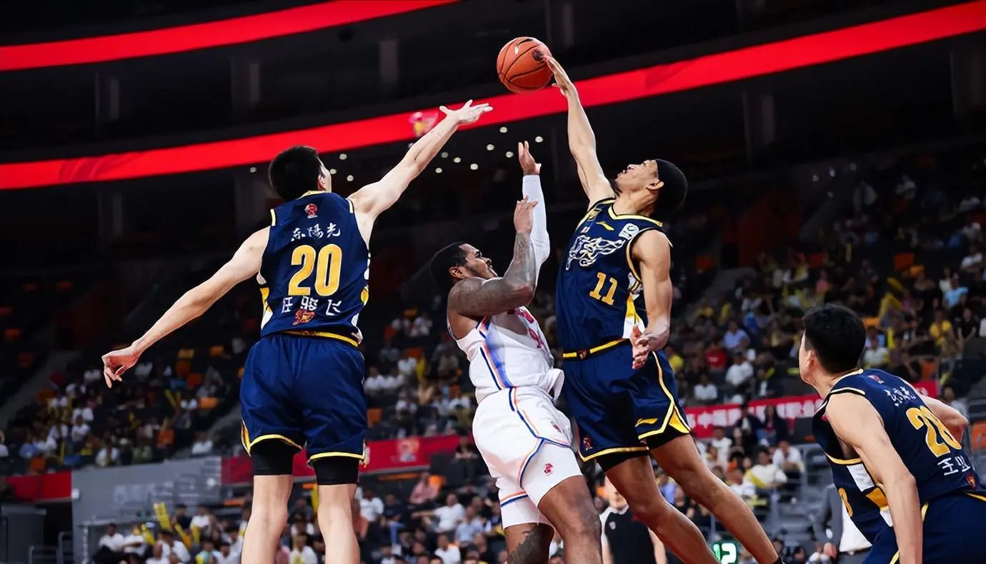 tenan, 贝兹利被广